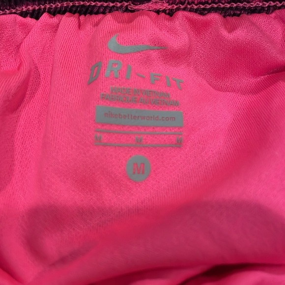 Women’s Nike Tempo Shorts, size medium. - Picture 4 of 6